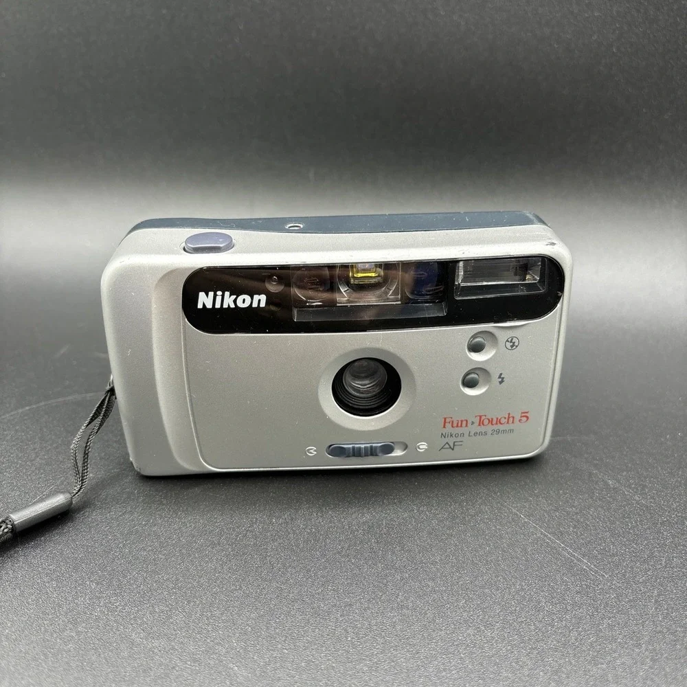 Nikon Fun Touch 5 AF Lens 29mm Point & Shoot 35mm Film Camera Case TESTED